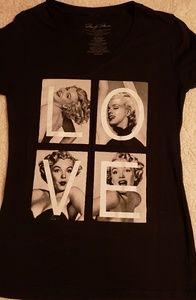 Marilyn Monroe V Neck LOVE tee